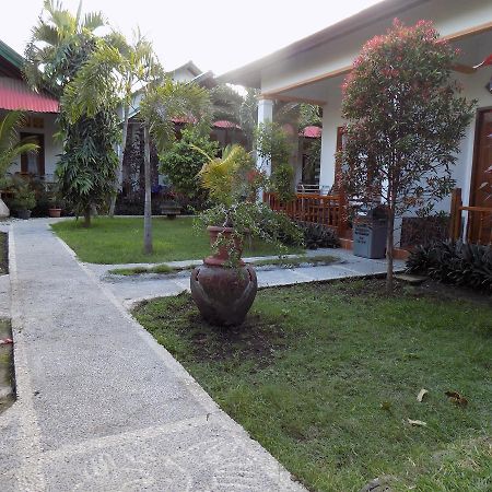 Santigi Homestay Gili Air Esterno foto